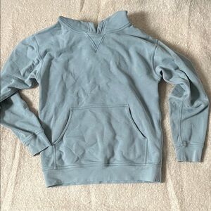 Lululemon Men's Light Blue Sweatshirt